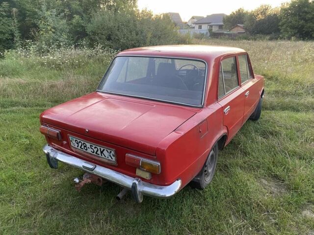 Красный ВАЗ 2101, объемом двигателя 1.5 л и пробегом 50 тыс. км за 591 $, фото 1 на Automoto.ua