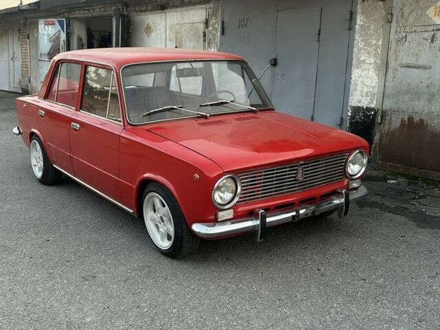 Красный ВАЗ 2101, объемом двигателя 0 л и пробегом 80 тыс. км за 1500 $, фото 1 на Automoto.ua