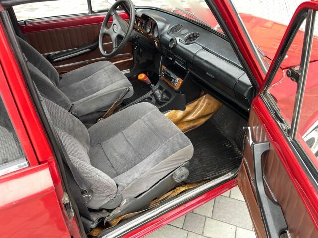 Червоний ВАЗ 2101, об'ємом двигуна 1.2 л та пробігом 68 тис. км за 1150 $, фото 7 на Automoto.ua