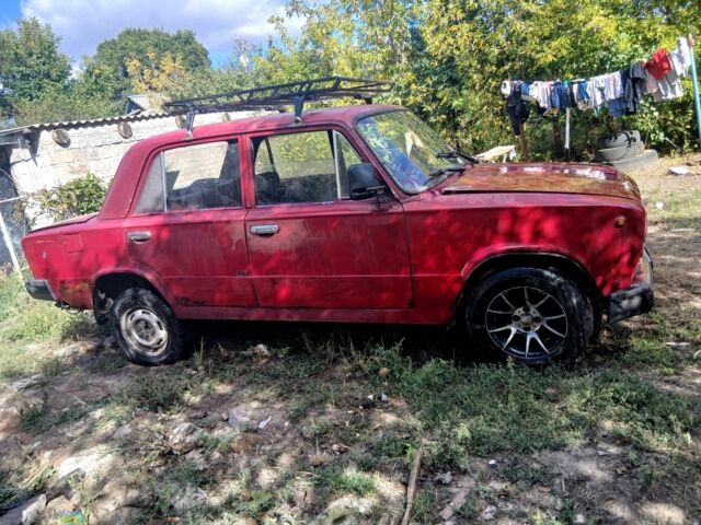 Червоний ВАЗ 2101, об'ємом двигуна 1.6 л та пробігом 3 тис. км за 389 $, фото 9 на Automoto.ua