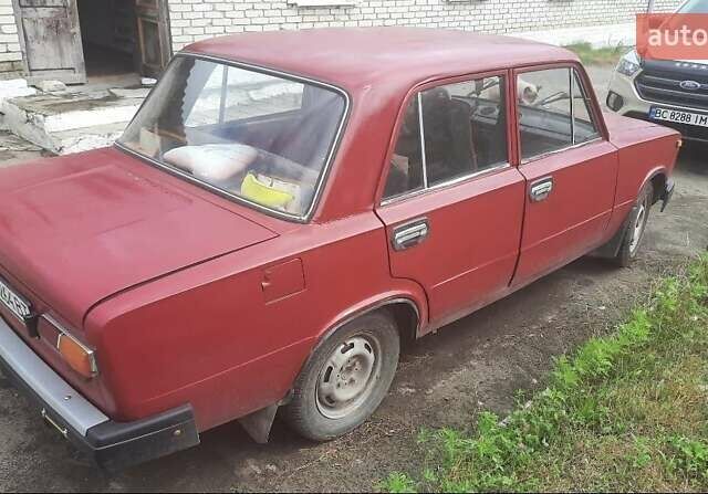 ВАЗ 2101 1972 у Луцьку на Automoto.ua Червоний ВАЗ 2101, об'ємом двигуна 1.29 л та пробігом 500 тис. км за 500 $, фото 2 на Automoto.ua