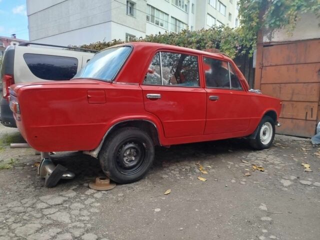 Червоний ВАЗ 2101, об'ємом двигуна 1 л та пробігом 382 тис. км за 800 $, фото 1 на Automoto.ua