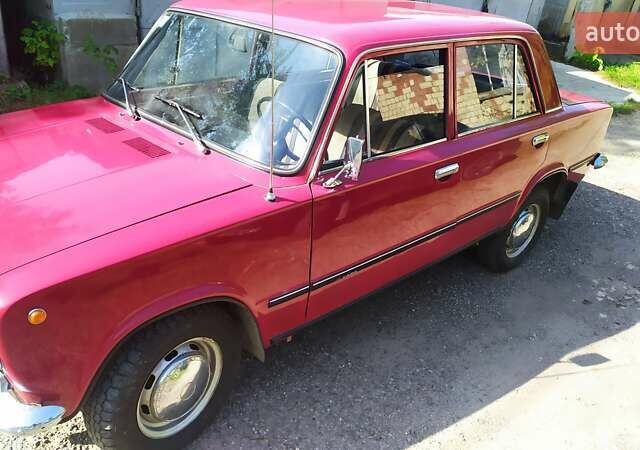 Красный ВАЗ 2101, объемом двигателя 1.2 л и пробегом 38 тыс. км за 4000 $, фото 1 на Automoto.ua
