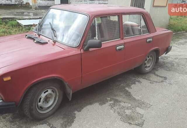 ВАЗ 2101 1972 у Луцьку на Automoto.ua Червоний ВАЗ 2101, об'ємом двигуна 1.29 л та пробігом 500 тис. км за 500 $, фото 3 на Automoto.ua