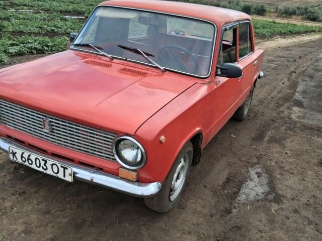 Червоний ВАЗ 2101, об'ємом двигуна 0 л та пробігом 48 тис. км за 26000 $, фото 2 на Automoto.ua