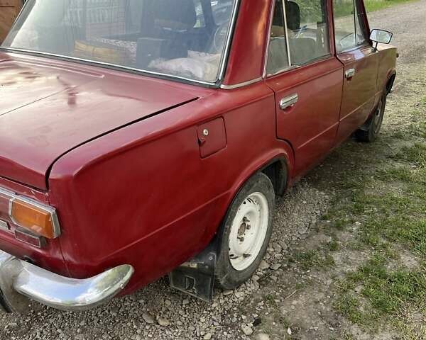 ВАЗ 2101 1973 в Черновцах на Automoto.ua Красный ВАЗ 2101, объемом двигателя 0 л и пробегом 80 тыс. км за 600 $, фото 6 на Automoto.ua