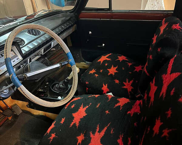 Красный ВАЗ 2101, объемом двигателя 1.2 л и пробегом 47 тыс. км за 800 $, фото 3 на Automoto.ua