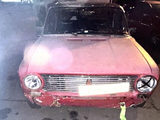 Красный ВАЗ 2101, объемом двигателя 1.5 л и пробегом 666 тыс. км за 167 $, фото 1 на Automoto.ua