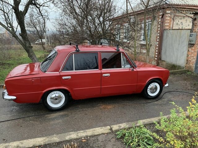 Красный ВАЗ 2101, объемом двигателя 1.2 л и пробегом 30 тыс. км за 590 $, фото 1 на Automoto.ua