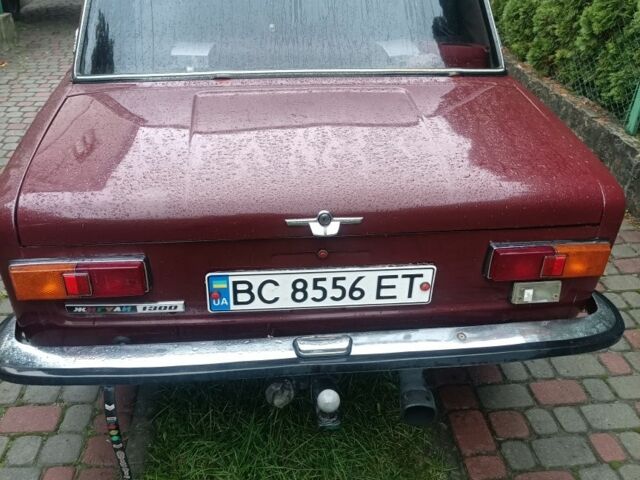 Красный ВАЗ 2101, объемом двигателя 1.3 л и пробегом 300 тыс. км за 850 $, фото 1 на Automoto.ua