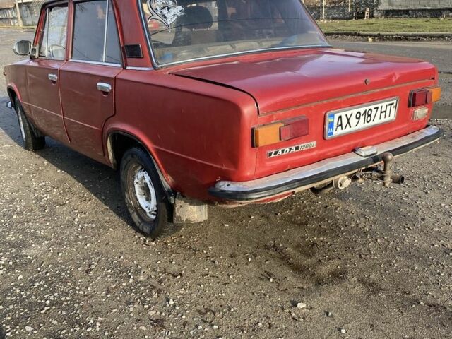 Красный ВАЗ 2101, объемом двигателя 1.2 л и пробегом 200 тыс. км за 426 $, фото 3 на Automoto.ua
