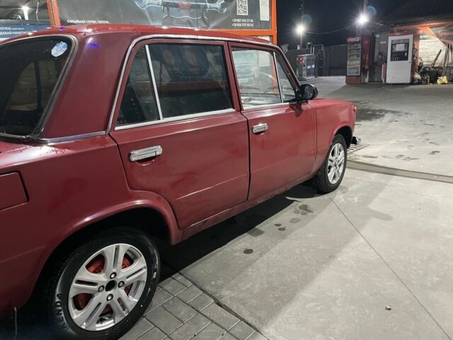 Червоний ВАЗ 2101, об'ємом двигуна 1.5 л та пробігом 250 тис. км за 800 $, фото 5 на Automoto.ua