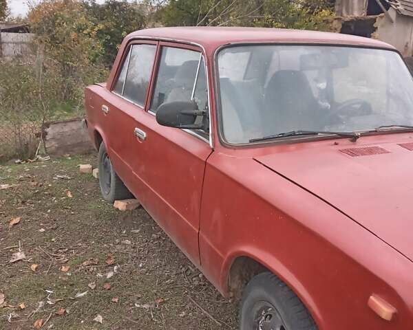 Красный ВАЗ 2101, объемом двигателя 1.2 л и пробегом 70 тыс. км за 474 $, фото 2 на Automoto.ua