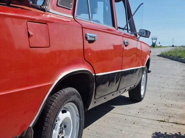 Красный ВАЗ 2101, объемом двигателя 0 л и пробегом 300 тыс. км за 625 $, фото 3 на Automoto.ua
