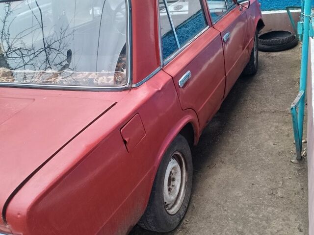 Красный ВАЗ 2101, объемом двигателя 0 л и пробегом 1000 тыс. км за 350 $, фото 3 на Automoto.ua