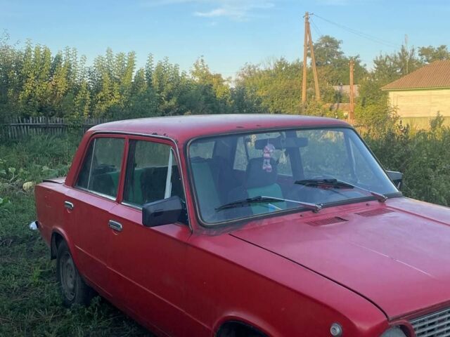 Красный ВАЗ 2101, объемом двигателя 1.2 л и пробегом 98 тыс. км за 341 $, фото 4 на Automoto.ua