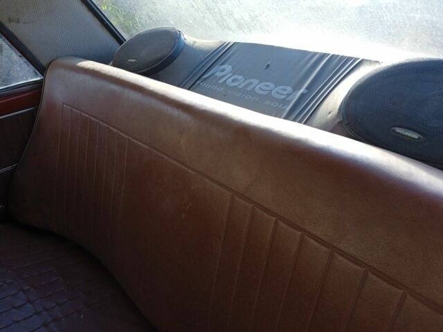 Красный ВАЗ 2101, объемом двигателя 0 л и пробегом 1 тыс. км за 835 $, фото 4 на Automoto.ua