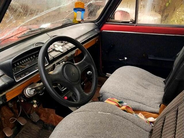 Красный ВАЗ 2101, объемом двигателя 1.2 л и пробегом 216 тыс. км за 470 $, фото 3 на Automoto.ua