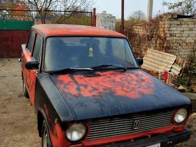 Красный ВАЗ 2101, объемом двигателя 1.2 л и пробегом 216 тыс. км за 470 $, фото 4 на Automoto.ua