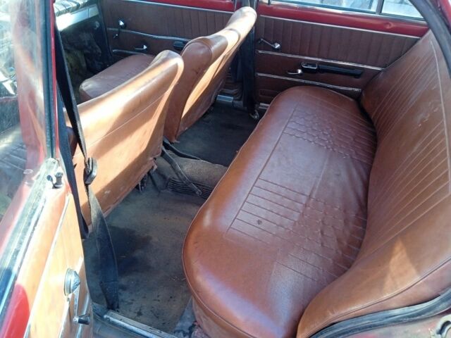 Красный ВАЗ 2101, объемом двигателя 0 л и пробегом 1 тыс. км за 835 $, фото 5 на Automoto.ua