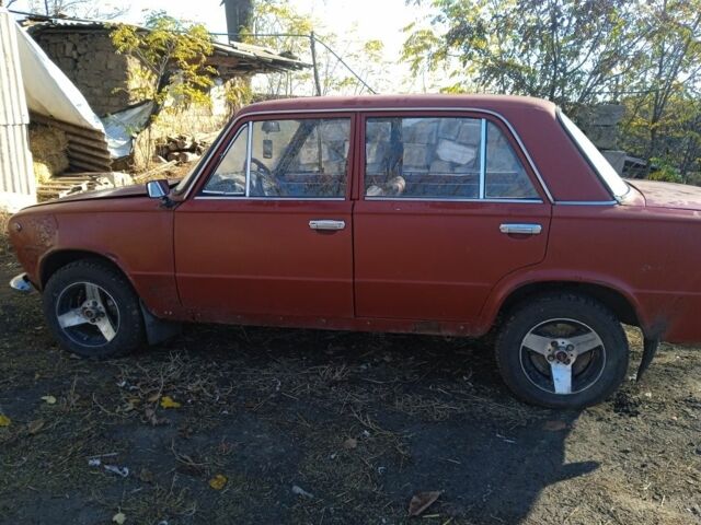 Красный ВАЗ 2101, объемом двигателя 0 л и пробегом 1 тыс. км за 835 $, фото 10 на Automoto.ua