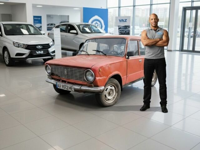 Красный ВАЗ 2101, объемом двигателя 1.2 л и пробегом 150 тыс. км за 384 $, фото 1 на Automoto.ua