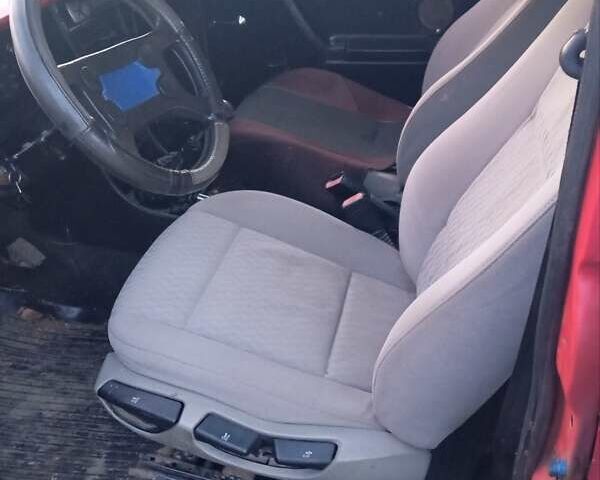 Красный ВАЗ 2101, объемом двигателя 0 л и пробегом 10 тыс. км за 550 $, фото 2 на Automoto.ua