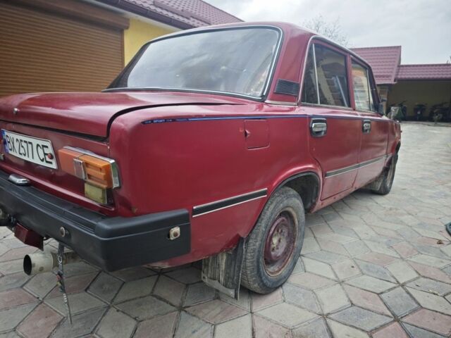 Красный ВАЗ 2101, объемом двигателя 1.3 л и пробегом 100 тыс. км за 372 $, фото 3 на Automoto.ua