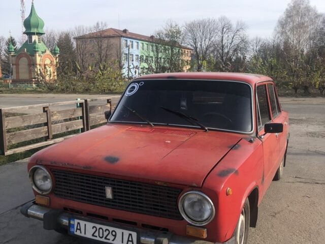 Красный ВАЗ 2101, объемом двигателя 1.3 л и пробегом 1000 тыс. км за 426 $, фото 4 на Automoto.ua