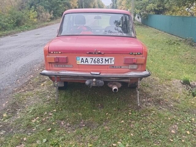 ВАЗ 2101 1976 в Золотоноше на Automoto.ua Красный ВАЗ 2101, объемом двигателя 1.3 л и пробегом 372 тыс. км за 454 $, фото 2 на Automoto.ua