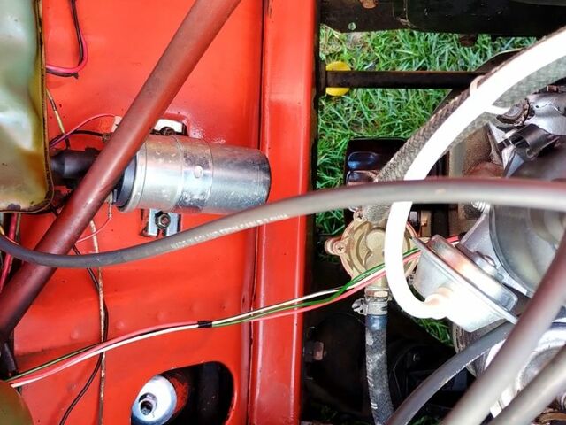 Красный ВАЗ 2101, объемом двигателя 1.2 л и пробегом 70 тыс. км за 1300 $, фото 6 на Automoto.ua