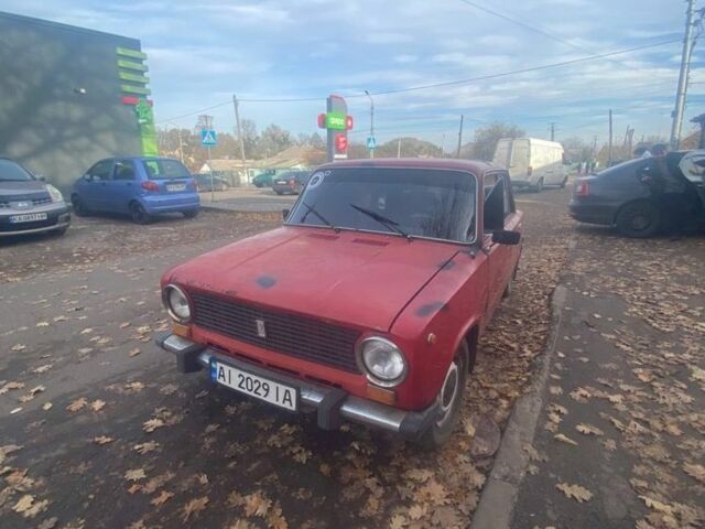 Красный ВАЗ 2101, объемом двигателя 1.3 л и пробегом 1000 тыс. км за 426 $, фото 5 на Automoto.ua