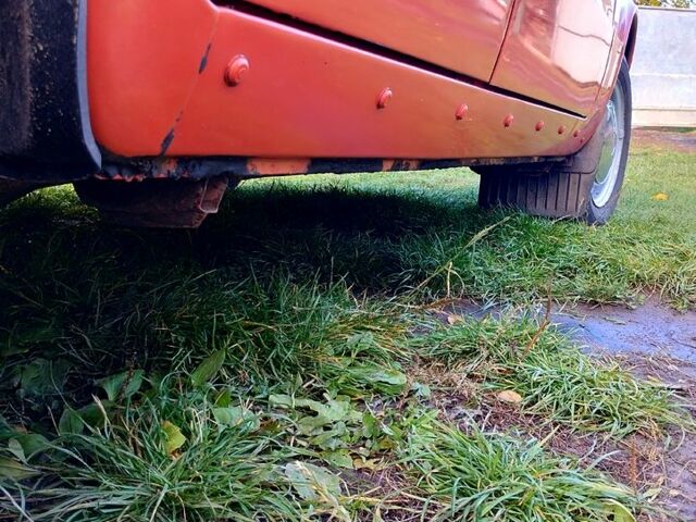 Красный ВАЗ 2101, объемом двигателя 1.2 л и пробегом 70 тыс. км за 1300 $, фото 5 на Automoto.ua