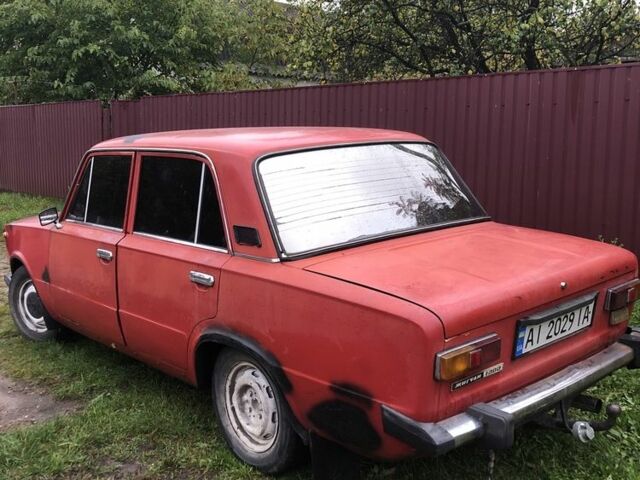 Красный ВАЗ 2101, объемом двигателя 1.3 л и пробегом 1000 тыс. км за 426 $, фото 7 на Automoto.ua