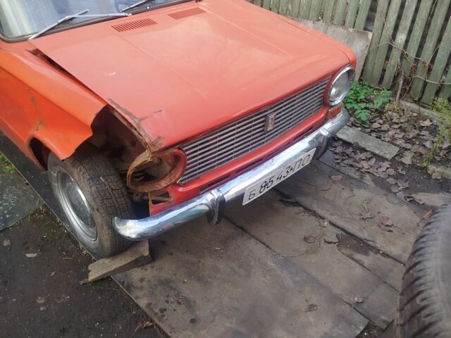 Красный ВАЗ 2101, объемом двигателя 0 л и пробегом 54 тыс. км за 593 $, фото 2 на Automoto.ua