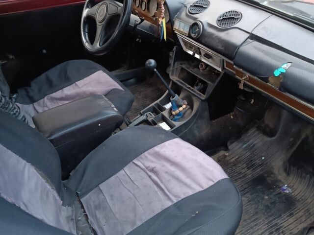 Червоний ВАЗ 2101, об'ємом двигуна 1 л та пробігом 96 тис. км за 200 $, фото 2 на Automoto.ua