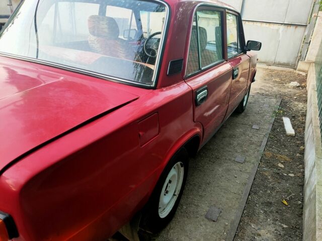 Червоний ВАЗ 2101, об'ємом двигуна 1.3 л та пробігом 100 тис. км за 651 $, фото 3 на Automoto.ua