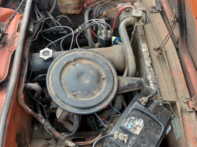 Красный ВАЗ 2101, объемом двигателя 1.2 л и пробегом 150 тыс. км за 384 $, фото 5 на Automoto.ua