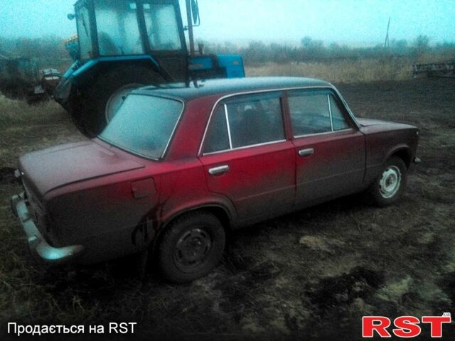 Червоний ВАЗ 2101, об'ємом двигуна 13 л та пробігом 211 тис. км за 670 $, фото 4 на Automoto.ua