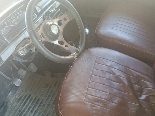 Червоний ВАЗ 2101, об'ємом двигуна 1.5 л та пробігом 432 тис. км за 357 $, фото 2 на Automoto.ua