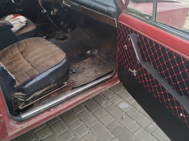 Красный ВАЗ 2101, объемом двигателя 0 л и пробегом 500 тыс. км за 402 $, фото 3 на Automoto.ua