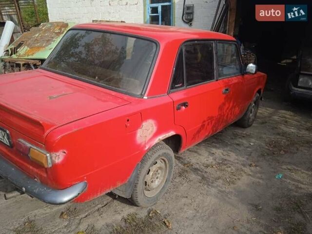 Красный ВАЗ 2101, объемом двигателя 1.3 л и пробегом 601 тыс. км за 315 $, фото 1 на Automoto.ua