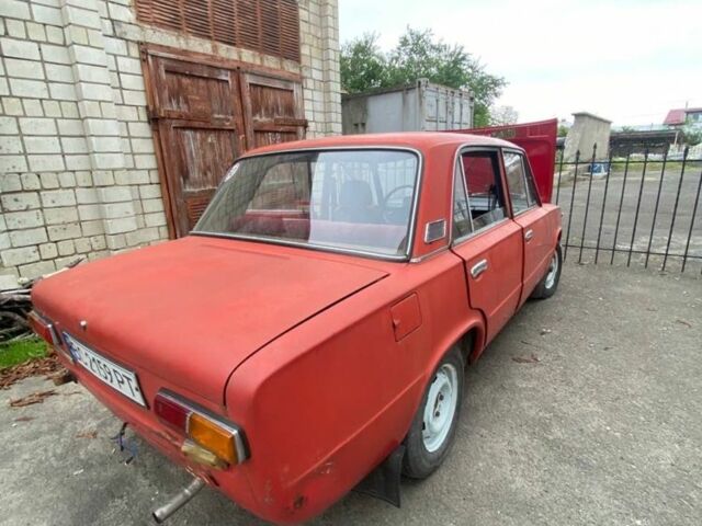Красный ВАЗ 2101, объемом двигателя 1.3 л и пробегом 3 тыс. км за 450 $, фото 3 на Automoto.ua