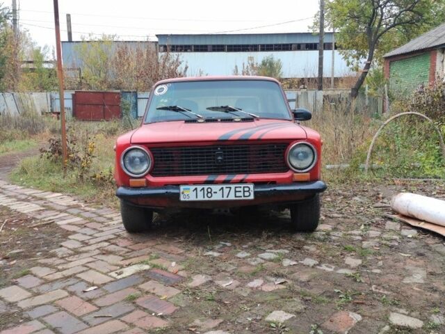 Красный ВАЗ 2101, объемом двигателя 0 л и пробегом 100 тыс. км за 335 $, фото 1 на Automoto.ua