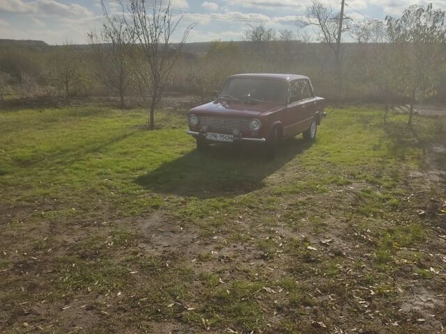 Красный ВАЗ 2101, объемом двигателя 1.6 л и пробегом 12 тыс. км за 646 $, фото 9 на Automoto.ua