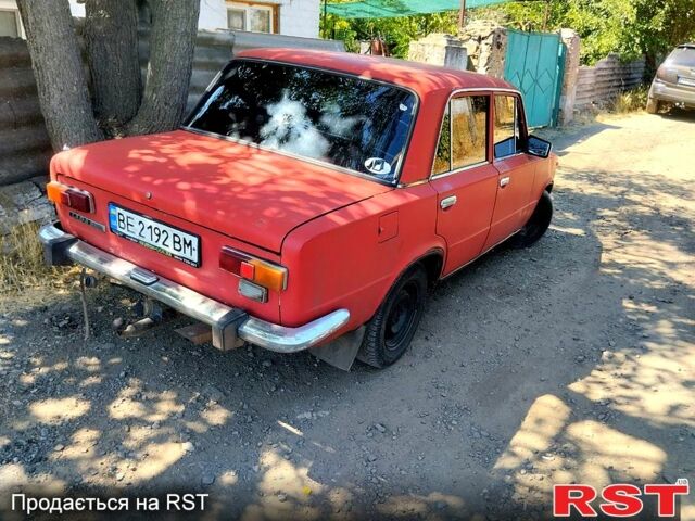 Красный ВАЗ 2101, объемом двигателя 1.2 л и пробегом 900 тыс. км за 850 $, фото 3 на Automoto.ua