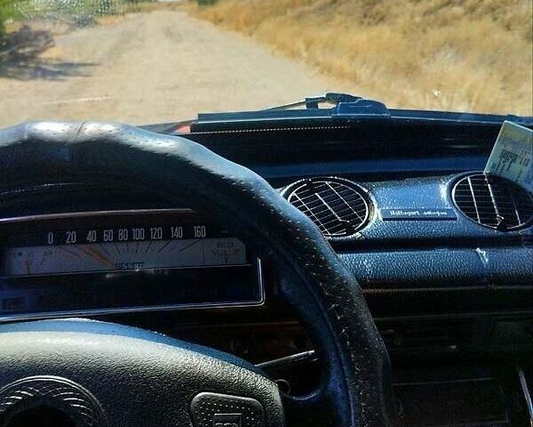 Красный ВАЗ 2101, объемом двигателя 1.2 л и пробегом 900 тыс. км за 850 $, фото 3 на Automoto.ua