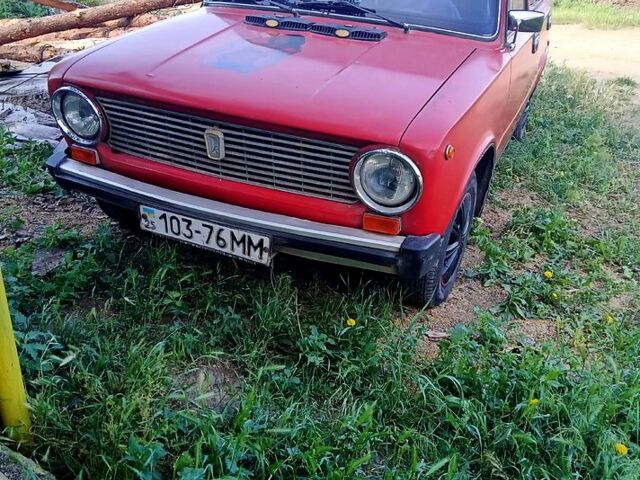 Красный ВАЗ 2101, объемом двигателя 1.3 л и пробегом 0 тыс. км за 700 $, фото 4 на Automoto.ua