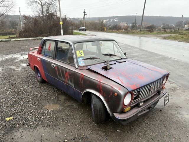 Красный ВАЗ 2101, объемом двигателя 1.6 л и пробегом 250 тыс. км за 800 $, фото 1 на Automoto.ua