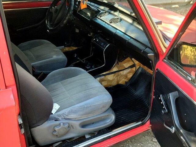 Красный ВАЗ 2101, объемом двигателя 1.2 л и пробегом 900 тыс. км за 850 $, фото 2 на Automoto.ua